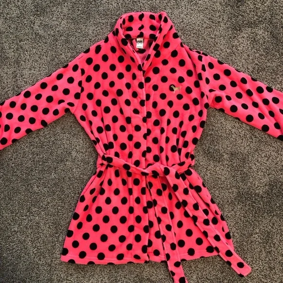 PINK Short Cozy Robe - Picture 1 of 7